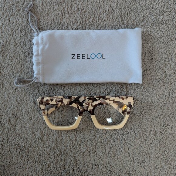 New! 2 Pairs of Zeelool Statement Eyeglasses - Picture 1 of 9